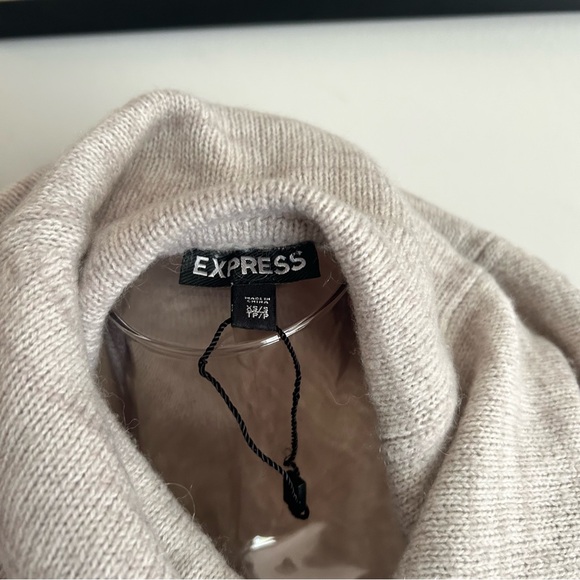 Express oversized Soft Neutral Tone, Cowl Neck Sweater XS - Picture 4 of 5